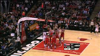 Taj Gibson Throws Down In Traffic