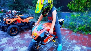 Super Senya repairs Motorcycles