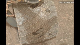 Mars Wear and Tear: Curiosity Snaps New Photos of Wheel Damage