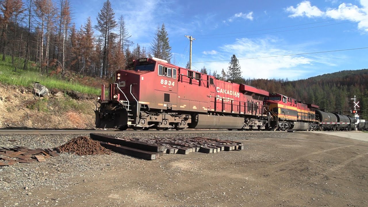 Skeena Pacific Train Video #2140 CPKC Tank Train East, Squilax, BC 2024 ...