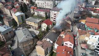 Face na terenu: Pogledajte požar i borbu vatrogasaca sa vatrenom stihijom u Odobašinoj ulici