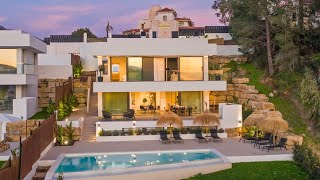 Elegant Refurbished Villa with Stunning Sea Views - Marbella | €2.495.000 | Marbella Hills Homes