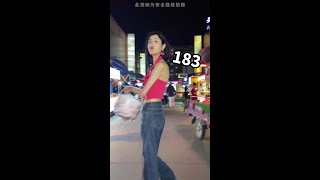 挑战100块钱吃遍夜市，老板摊都不要了，盯着我看！！#感受西安的烟火气 #在西安每天能吃到啥 #夜市 #夏至又至#往期视频更新完毕，全网同步更新