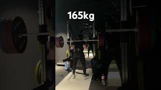 Squat 1x5 165kg