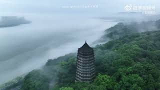 江南忆，最忆是杭州 Jiangnan memories, the most memorable is Hangzhou.