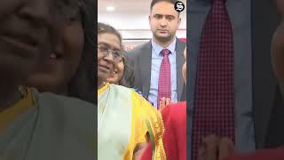 President Droupadi Murmu Meets Handicraft Artists at Mrignayani State Emporium in Indore