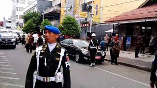 PRESIDEN JOKOWI MAKAN SIANG DI RM. IKAN BAKAR RASA GURIH - AMBON