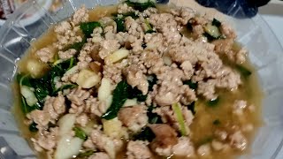 ทำกะเพราหมูสับ Stir- Fried Basil With Minced Por