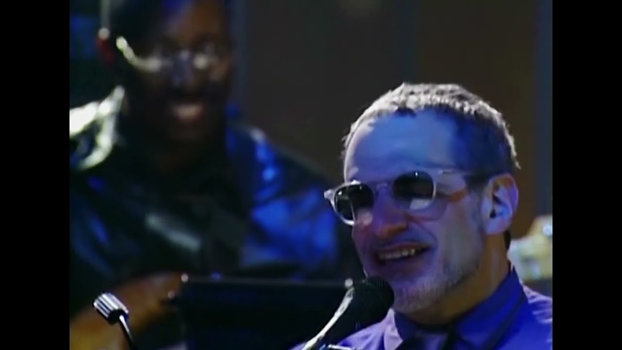 Steely Dan - Bad Sneakers (Two Against Nature 2000) - YouTube