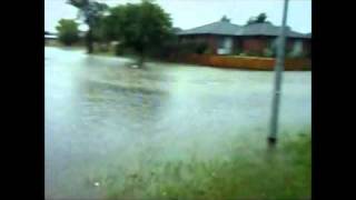 Floods Cranbourne North  4/2/2011