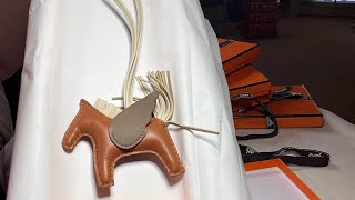 2nd Hermès Rodeo/Pegase unboxing, this time in gold/etoupe/craie combination! My stable is expanding