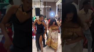 #ሰርግ ላይ የሚታየው ጭፈራ ሌላ ታሪክ ላይ ነው! #bridaldance #weedingvibes