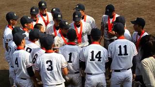 甲子園出場が決まり胴上げをする三重高校ナイン