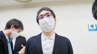 友達が「朝、藤井くん見たよって」初の名古屋大学出身棋士誕生