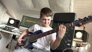 (12yrs) AronTheBassist - Omar Apollo - 3 Boys  (bass cover)