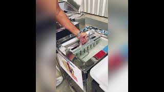 Máquina para fabricar gelos saborizados