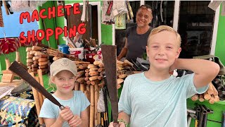 Expat Family visits Indonesian blacksmith!