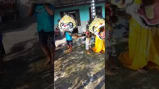 Anak Kecil Mbarong dua Barongan Dan Dua Buto #shorts