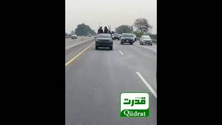 Imran Khan Left For Isb |  Exclusive From Outside Zaman Park | Imran Khan Protocol From Lhr to isb