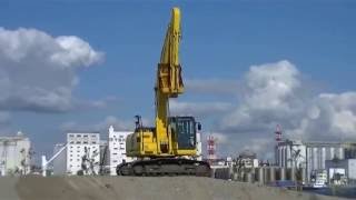 Komatsu iMC hydraulic excavator PC200i