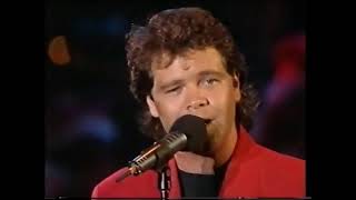 Troy Cassar-Daley: Away in a Manger (Carols in the Domain 1996)