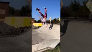 girl skater rider ! wow skills 😱👀 #skating #viral #reaction #skater ##youtube #subscribe #reels