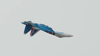 The Russian Knights aerobatic team’s spectacular Su-35 flight demonstration