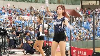 2020 08 02 中華職棒31年 統一 VS 樂天 三局下 Rakuten Girls (李恩菲x菲菲 Aviva) IN 桃園棒球場