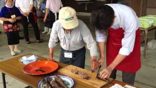 高知県黒潮町「黒潮一番館」のワラ焼きタタキづくり体験２