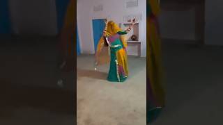 #dance #rajasthanibindni #folkdance #trendingsong #marwadibindni #shortsvideo #youtubeviralshorts