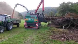 Hackschnitzel, Holzhäckseln mit Claas Xerion 3800 und Komptech 510 (Teil 2)