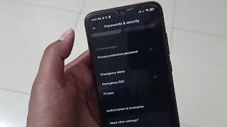 Realme S3 Osadharon ekta mobile phone