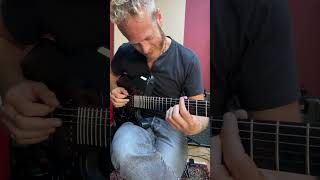 Trying Paul Davids amazing Midi Guitar!