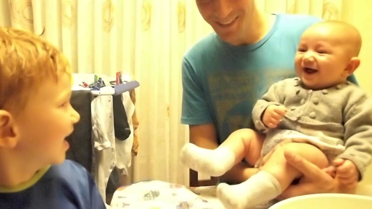 Bebé Riendo Youtube