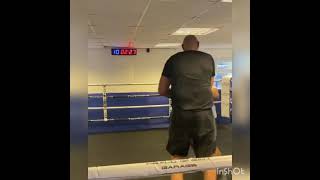 Tommy Fury and Tyson Fury sparring