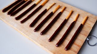 Homemade Chocolate Pocky | Pepero