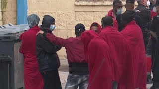 Que vont devenir les migrants mineurs arrivés à Ceuta ?