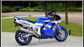 (NOW SOLD) FOR SALE  £3,995 - 1995 Suzuki GSX-R1100 with just 16,900 miles