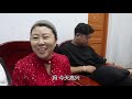 儿女回家给母亲过60大寿，不料成了攀比大会，母亲的一番话儿女们跪了【农村微情剧】