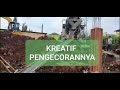 Kreatif.. Pengecoran Readymix Menggunakan Talang Manual dari Papan Pengganti Pipa