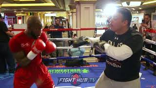 BEAST ON THE RISE! YORDENIS UGAS SHOWS OFF CUBAN SCHOOL OF BOXING DURING WORKOUT
