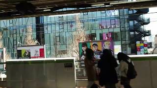 東京 原宿駅へ　車窓