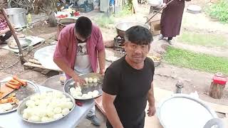 Cooking Zereshk Polo with Khaleh and Agha Mostafa