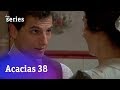 Acacias 38: Antoñito quiere hablarle a su familia su relación #Acacias594 | RTVE Series