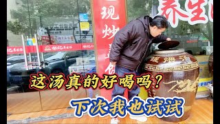 餐饮行业没落了，到处都在转让跟出租，现在还能进入餐饮吗？