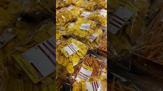 jackfruit snacks 🤤 at Lulumall Hyderabad #lulumall #lulumallhyderabad #food #luluhypermarket