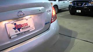 2012 Nissan Versa 1.6 SV Start Up, Exterior/ Interior Review