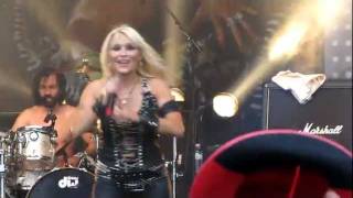 DORO - TRUE AS STEEL - HELLFEST 2011