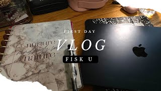 FIRST DAY| FISK U. | Chloé Rae