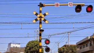 踏切 電車 鉄道 京王線 武蔵野台5号 railroad crossing japan